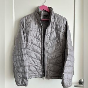 NORTH FACE GRAY PUFFER